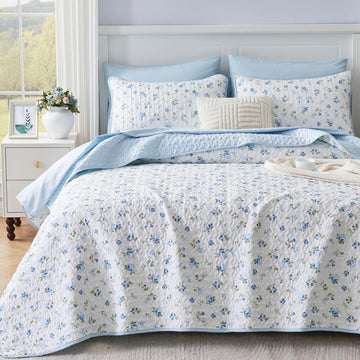 Oversized King Quilt Set 128x120 Blue Floral Extra Wide Super King Quilted Bedspread Coverlet 3-Piece Garden Style