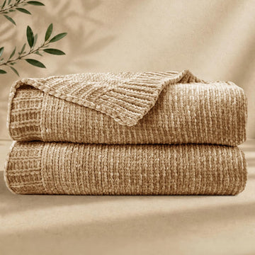 Chenille Throw Blanket, Cozy Soft Blanket Lightweight Decorative Throw, Stylish Home Decor, Ideal for Gifting, Khaki