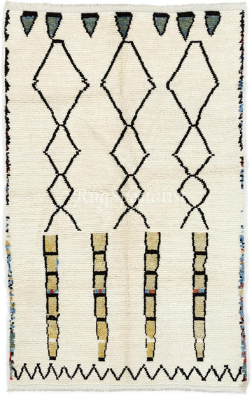 Beni Ourain Berber Rug, 100% Wool Moroccan Carpet. Custom Options Available. KTD22