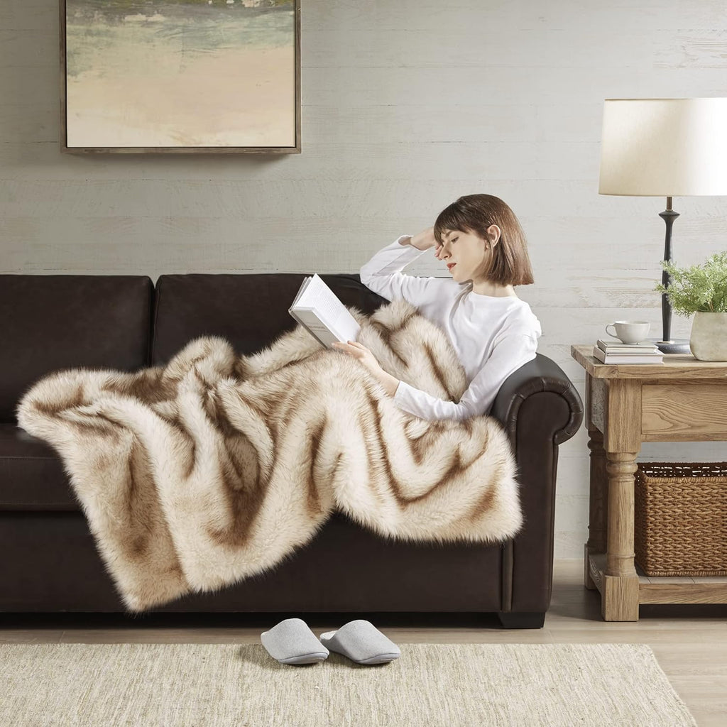 Faux Fur Throw Blanket - Ultra Long Pile, Luxury Fluffy Fox Golden with Brown Tipped Throws, Fuzzy Plush Blankets for
