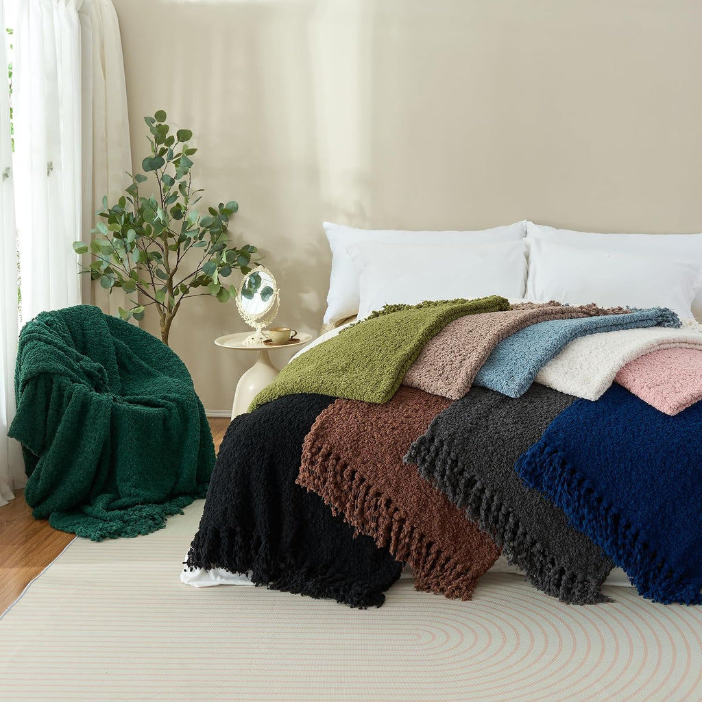 Throw Blanket, White Luxury Knitted Throws 50"x60", Textured Blankets with Handmade Fringe Tassels, Chunky Soft
