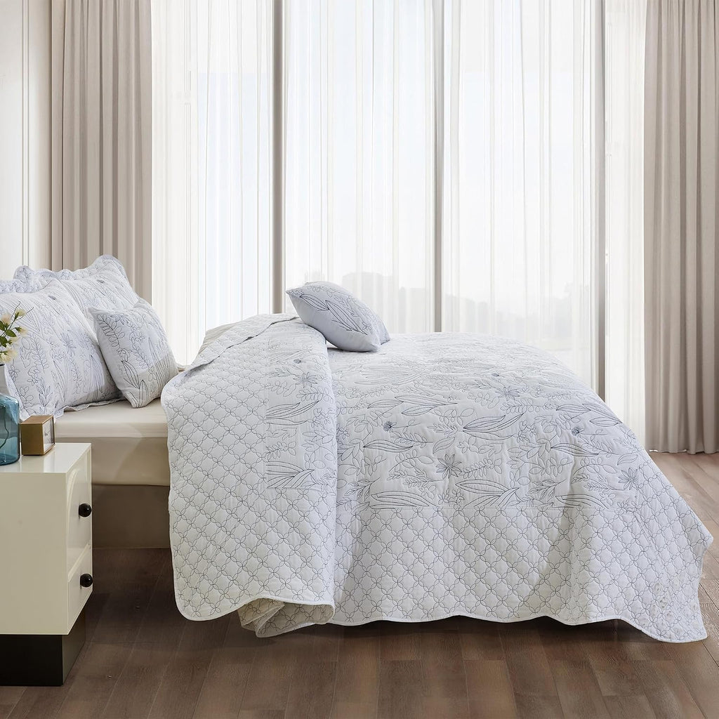 Botanical Oversized Bedspread King - Leaves Pattern Stitching Quilt Set - Elegant & Fresh Style Bedding Coverlets