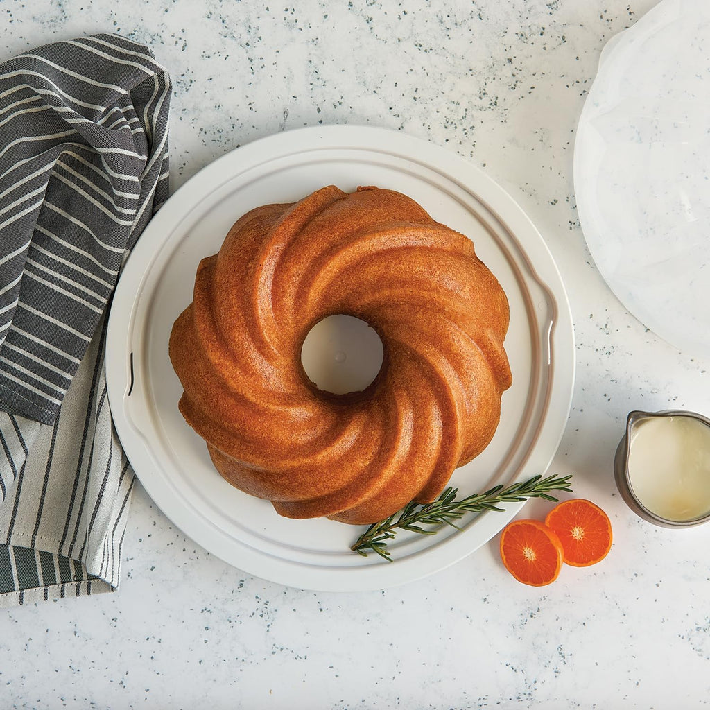 Formed Swirl Bundt with Keeper, 10 Cup, Twilight Blue