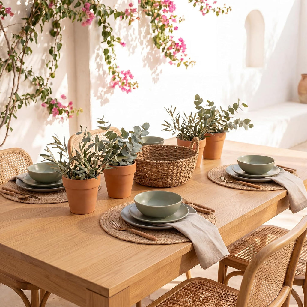 Natural Jute Placemats, Round Woven Table Mats, 13 Inch Rattan Charger Plates for Dinner, Boho Farmhouse - Set of 6