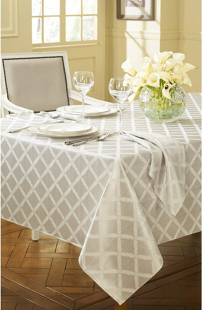 Laurel Leaf Tablecloth, Platinum - 70"W x 144"L