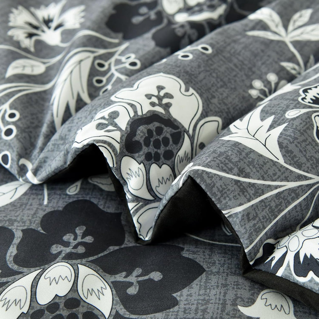 Black Comforter Set Queen, 7 Pieces Bed in a Bag Floral Geometric Patchwork Soft Microfiber Comforter Bedding Set with Comforter, Flat Sheet, Fitted Sheet, Pillow Shams,Pillowcases