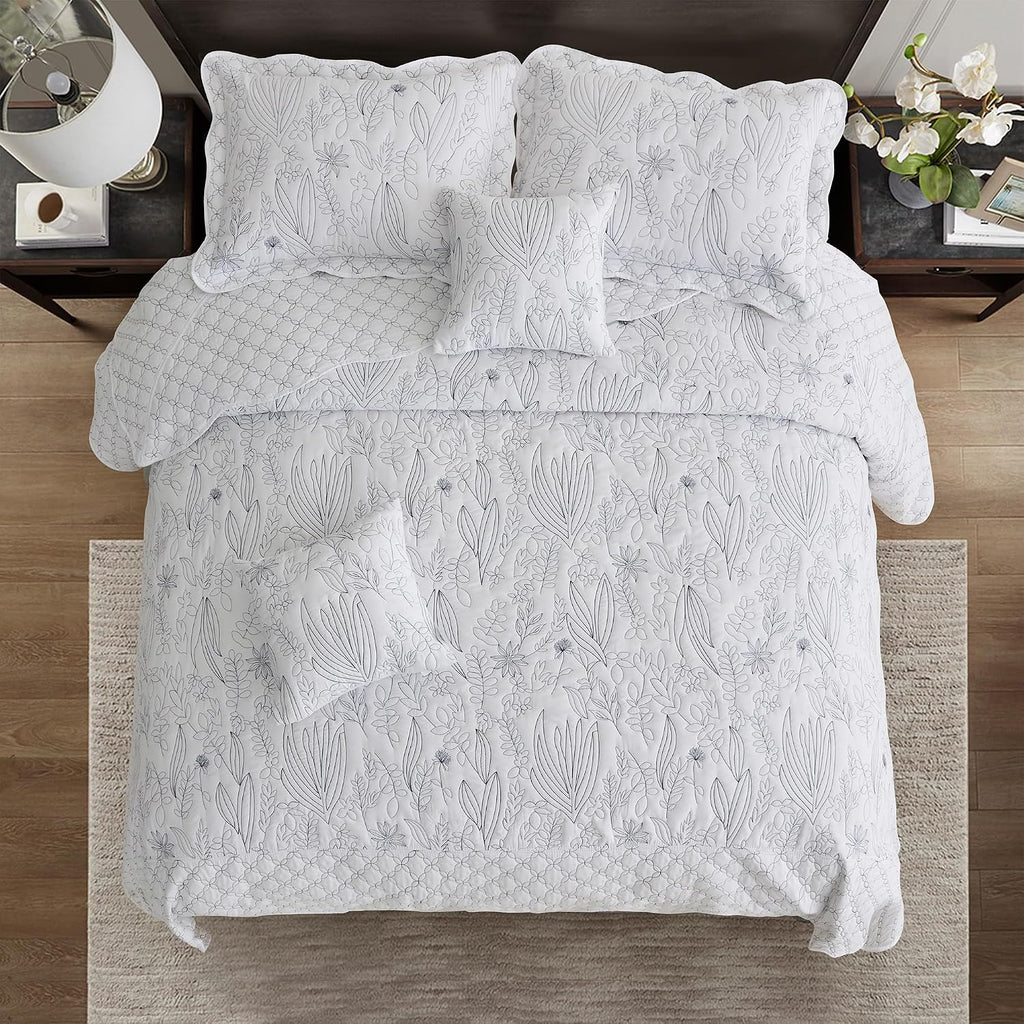 Botanical Oversized Bedspread King - Leaves Pattern Stitching Quilt Set - Elegant & Fresh Style Bedding Coverlets