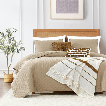 Beige Cloud Quilt Bedding Sets with Pillow Shams, Farmhouse Lightweight Soft Bedspread Coverlet, All Season