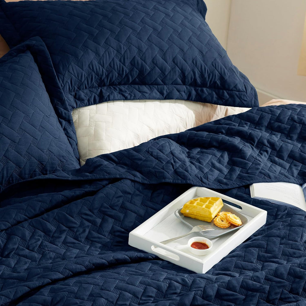 Quilts - Lightweight Bedspreads with Basket Weave Pattern, Soft Quilt Bedding Set, Navy Comforter Set