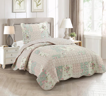 Rose and Sage Quilt Set, 3-Piece Bedding Sets, Traditional Patchwork Design, Washable and Reversible Bedspread, Soft