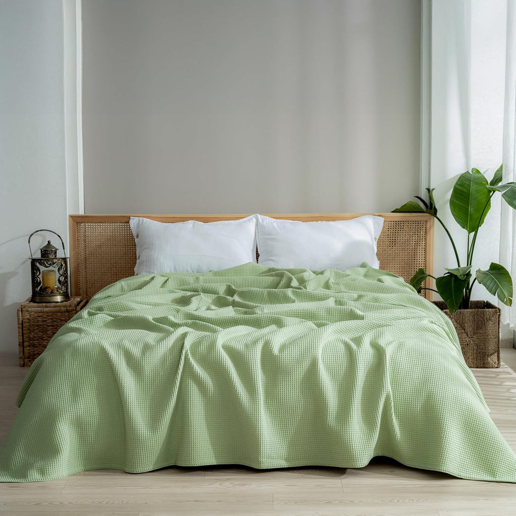 100% Turkish Cotton Waffle Blanket Queen - Cozy, Airy, Lightweight Summer Throw Blankets - Made in Turkiye, (Mint
