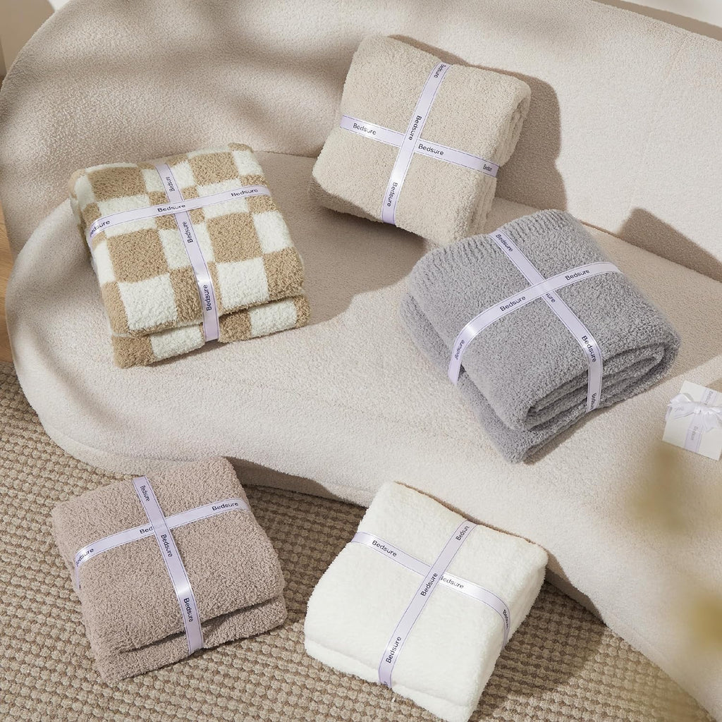 Beige Knit Throw Blanket, Cozy, Fuzzy Knitted Blankets Dupes, Breathable Warm Fluffy Lightweight Throws for Chair