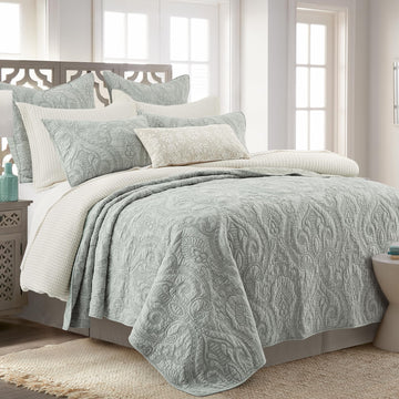 Helena Sage Quilt Set - Quilt (88x92in.) and 2 Standard Shams (20x26in.) - Ornate Paisley Medallion - Sage