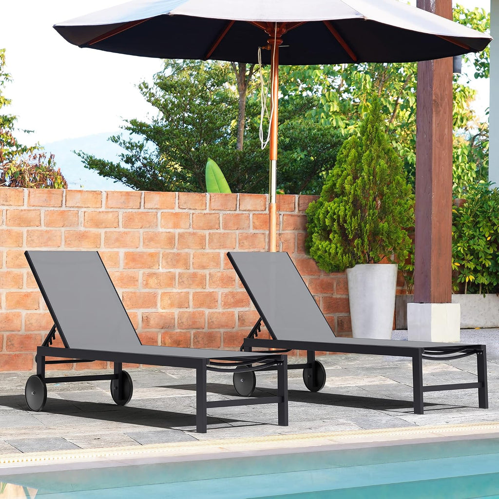 2 PCS Outdoor Chaise Lounges Chair with Wheels Aluminum Reclining Patio Lounge Chairs with 5 Adjustable Position