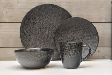Black Matrix 16 Piece Dinner Set