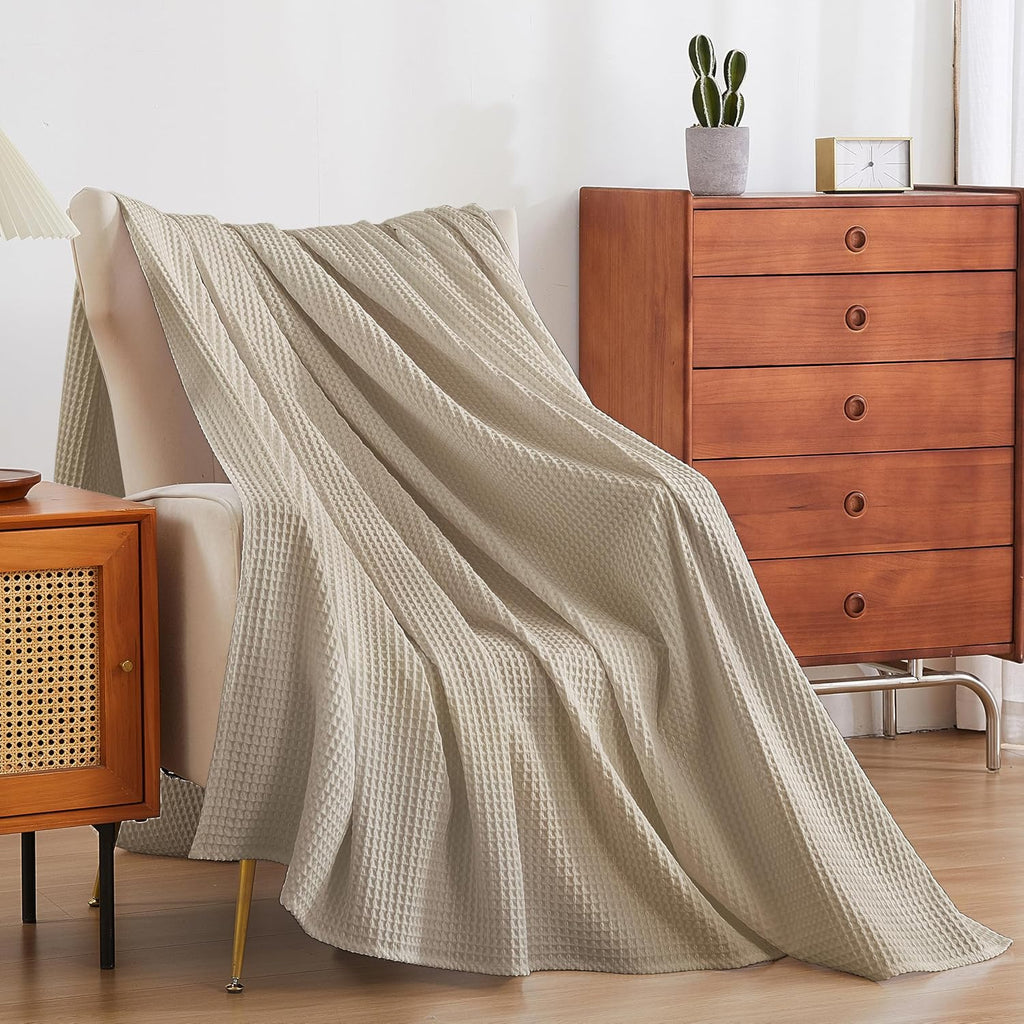 100% Egyptian Cotton Waffle Weave Throw Blanket, Soft Lightweight Bed & Couch Blanket for All Seasons (Light Khaki