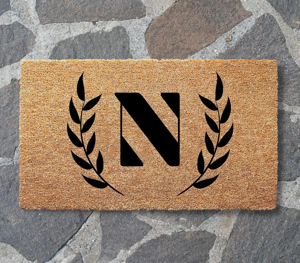 Personalized Door Mat with Monogram - Custom Doormat with Anti-Slip Backing - 3 Size Options - Family Doormat Custom