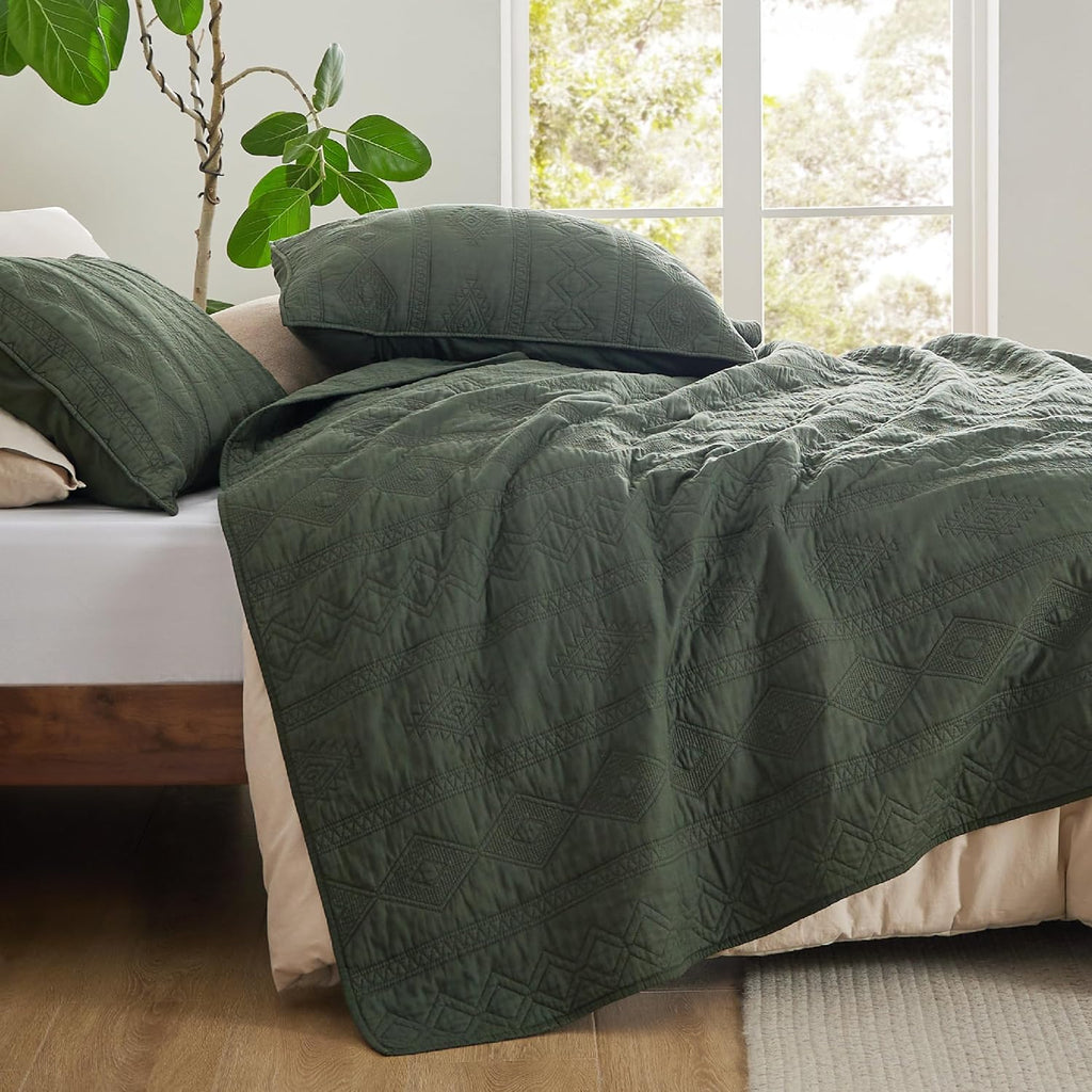 100% Cotton Quilt Set - Bedspread, Lightweight Soft Bed Coverlet, PureWoven, 3-Piece Cozy Stitching Quilt Set