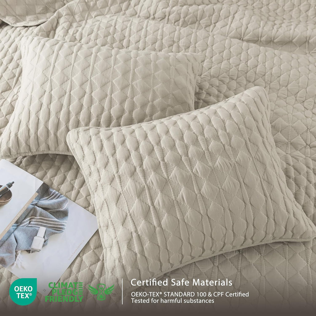 Light Beige Quilt Bedding Set with 2 Pillow Shams, Lightweight Soft Bedspread Coverlet, Thin Comforter Bed Cover
