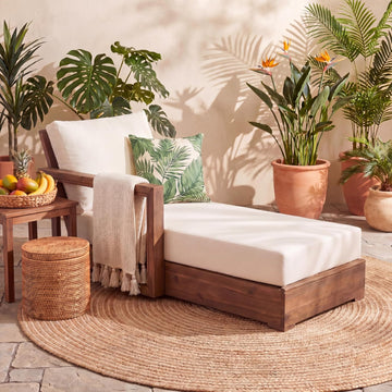 Acacia Wood Chaise Lounge Outdoor, Poolside Sun Lounger Recliner With Thick Water-Resistant Cushion, Patio
