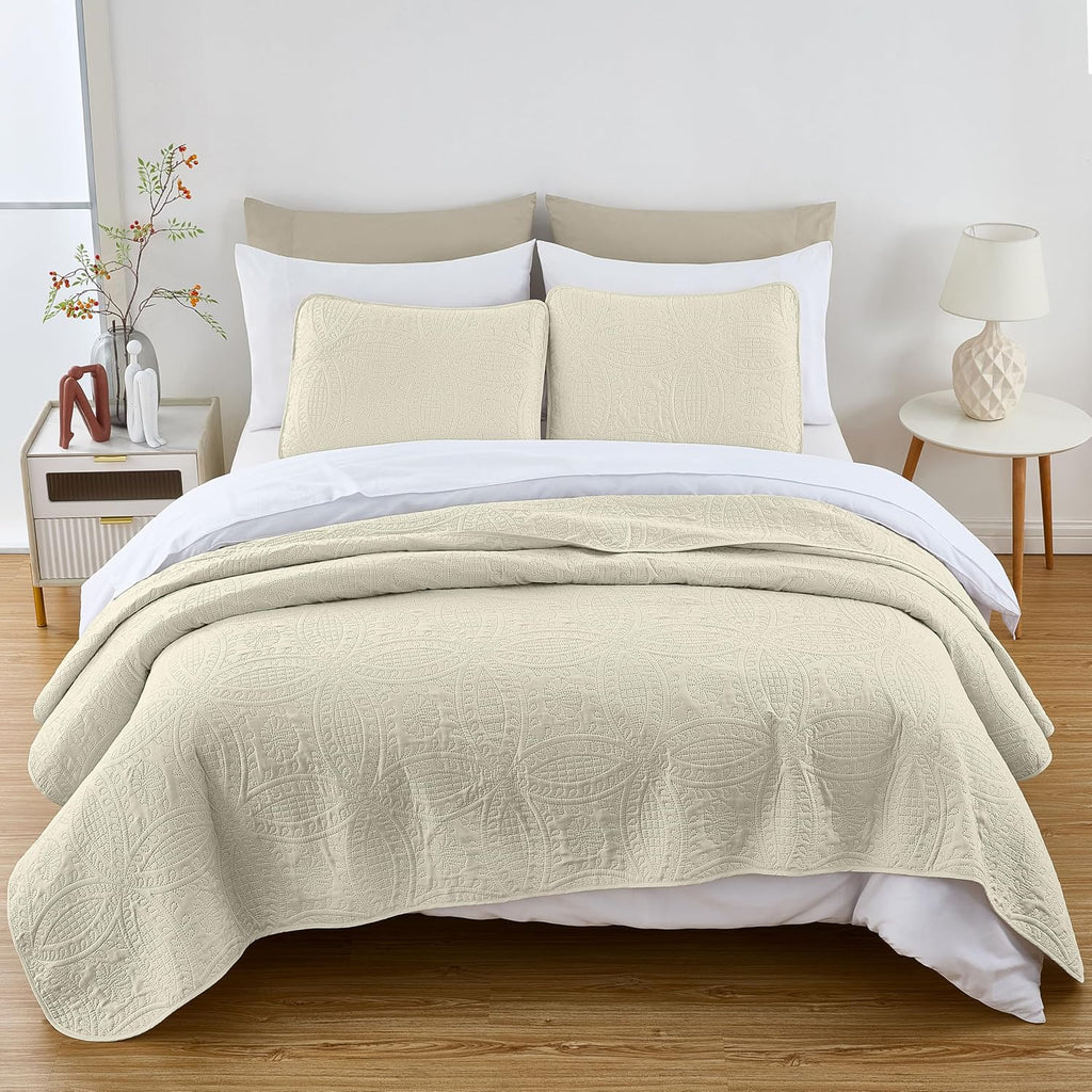 3-piece Oversized Bedspread Coverlet Set (Ivory)