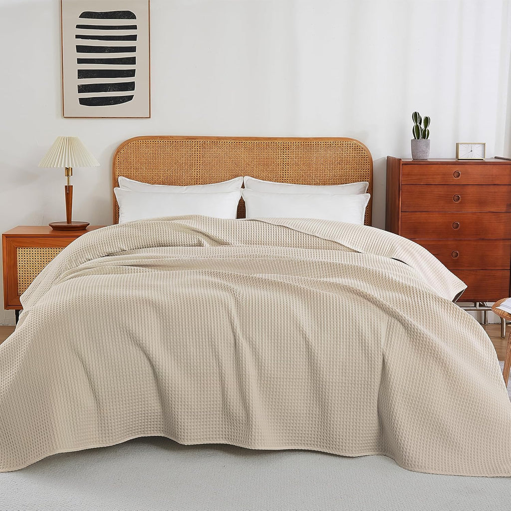 100% Egyptian Cotton Waffle Weave Throw Blanket, Soft Lightweight Bed & Couch Blanket for All Seasons (Light Khaki