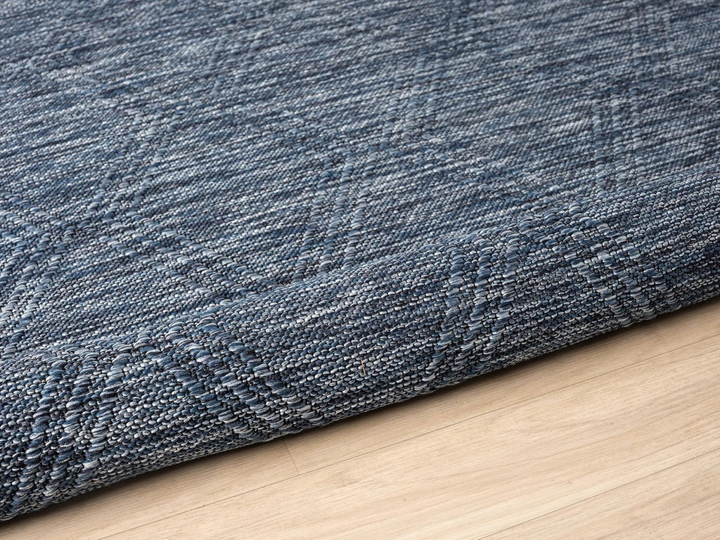 Darla Textured Foldable Indoor Outdoor Rug, 5x7, Weather Resistant, Easy Clean, UV Resistant, Lightw