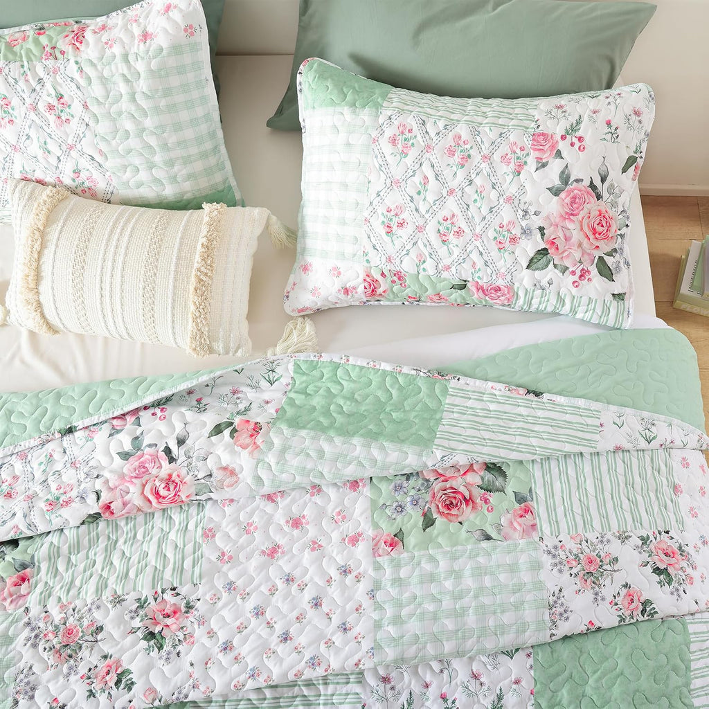 Floral Quilt Set Queen - Ultra Soft Lightweight Bedspread, 3 Piece Green Bedding Set (90"x90") with Pillowcases