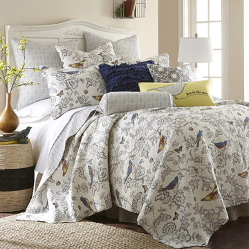 Mockingbird Quilt Set - Quilt 68x86in. + One Standard Pillow Sham 26x20in. - Grey Toile with Birds and